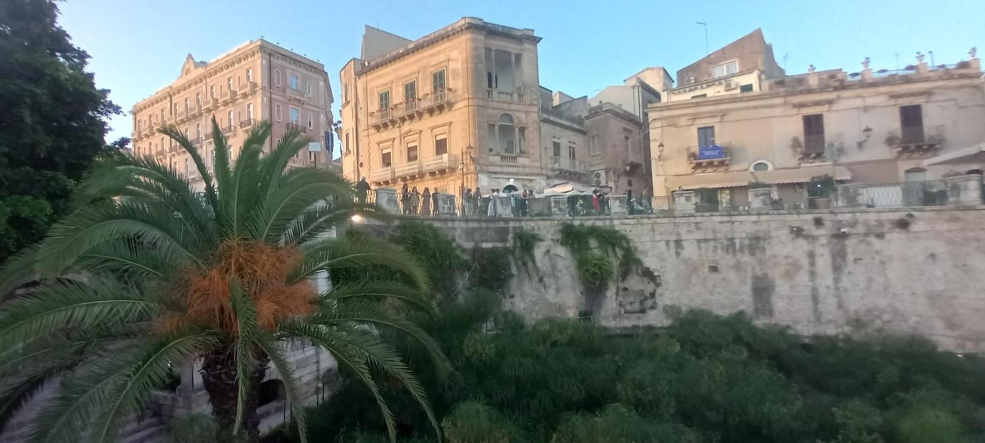 Central Chic Διαμέρισμα Συρακούσες Δωμάτιο φωτογραφία